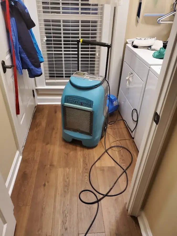 Commercial dehumidifier deployed for Crawl Space Restoration in Wilmington